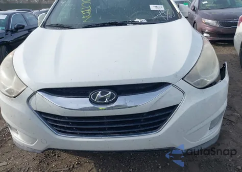 2011 Hyundai Tucson Limited z USA, uszkodzony, nr VIN KM8JU3ACXBU220000
